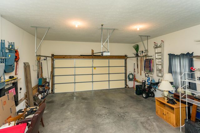 5 HIDDEN VALLEY CT, Fishersville, VA 22939