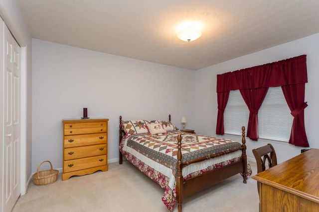 5 HIDDEN VALLEY CT, Fishersville, VA 22939