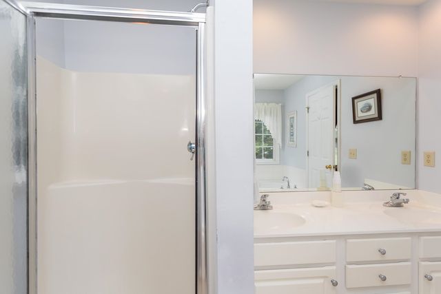5 HIDDEN VALLEY CT, Fishersville, VA 22939