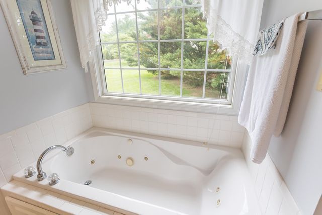 5 HIDDEN VALLEY CT, Fishersville, VA 22939