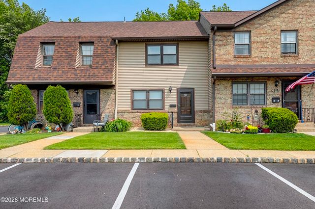 12 Village Green Way, Hazlet, NJ 07730