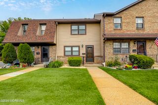 12 Village Green Way, Hazlet, NJ 07730