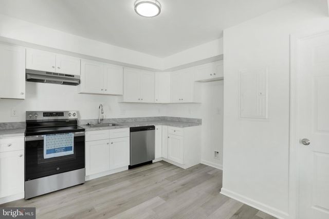 3032 GILBERT DR, Bensalem, PA 19020