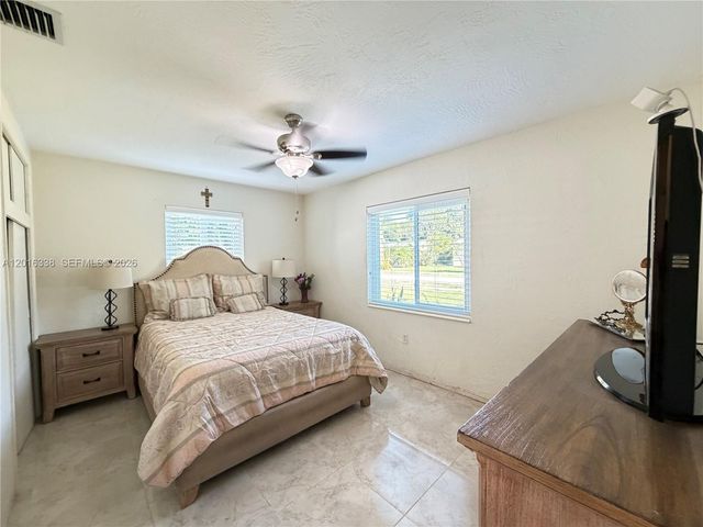 2711 Adams St, Hollywood, FL 33020