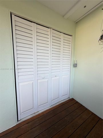 2711 Adams St, Hollywood, FL 33020