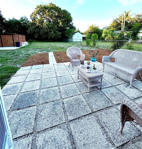 2711 Adams St, Hollywood, FL 33020