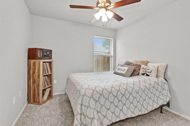 117 Dove Landing Court, Navasota, TX 77868