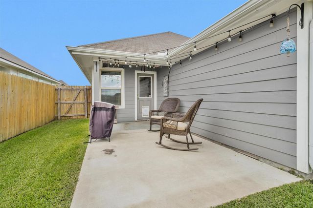 117 Dove Landing Court, Navasota, TX 77868