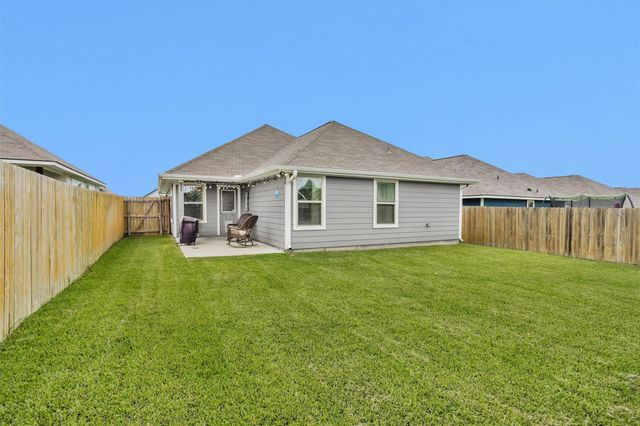 117 Dove Landing Court, Navasota, TX 77868