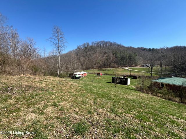 150 Downs Ln, Shepherdsville, KY 40165