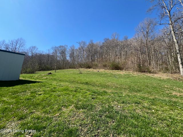 150 Downs Ln, Shepherdsville, KY 40165