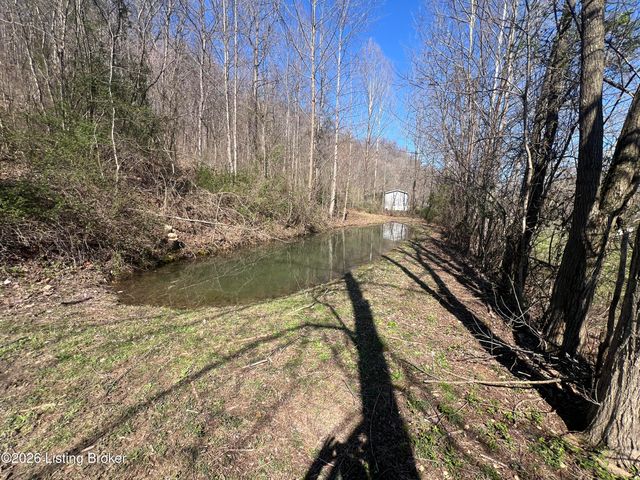 150 Downs Ln, Shepherdsville, KY 40165