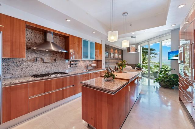 16051 Collins Ave 403, Sunny Isles Beach, FL 33160