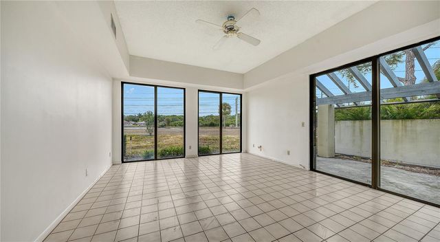2491 CRISPIN COURT G3, Sarasota, FL 34235