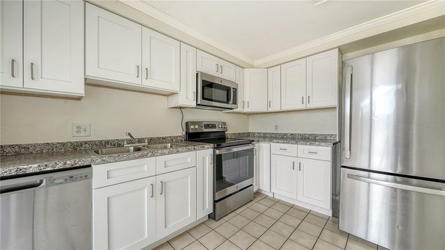 2491 CRISPIN COURT G3, Sarasota, FL 34235