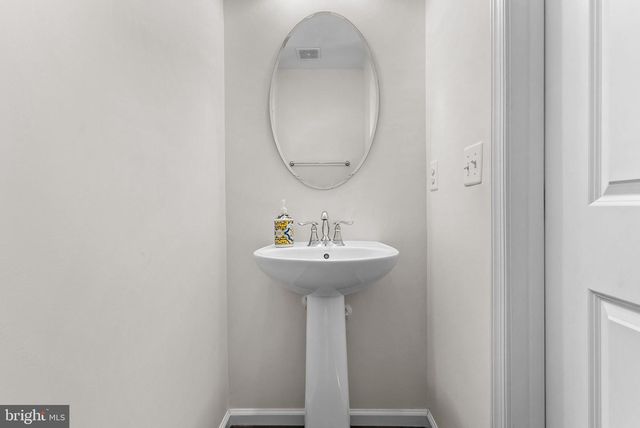 43401 CHARITABLE ST, Ashburn, VA 20148