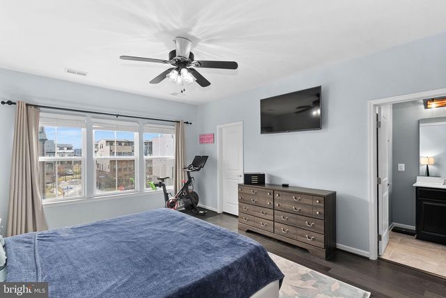 43401 CHARITABLE ST, Ashburn, VA 20148