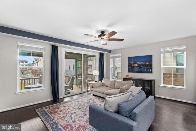 43401 CHARITABLE ST, Ashburn, VA 20148