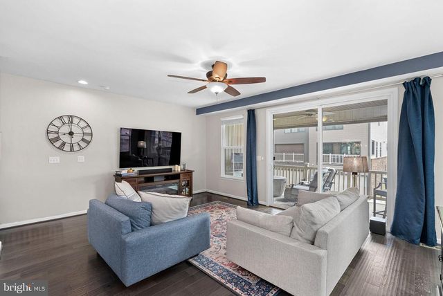 43401 CHARITABLE ST, Ashburn, VA 20148