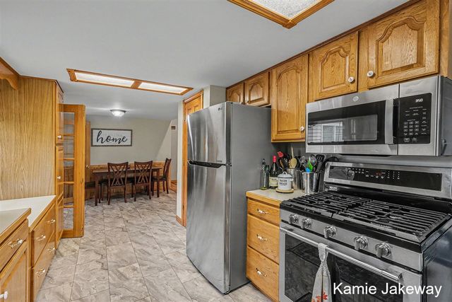 8395 Mcarthur Avenue, Belding, MI 48809