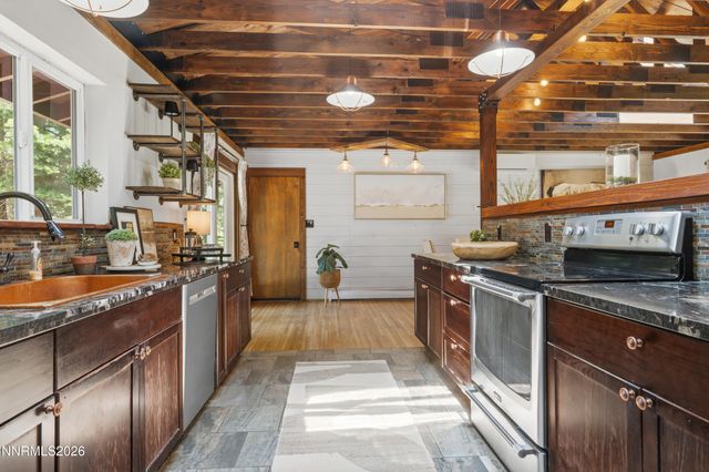 196 Meadow Lane, Stateline, NV 89449
