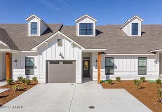 106 Foster Grove Drive, Youngsville, LA 70592