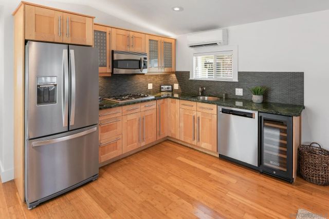 123 Jasper St 20, Encinitas, CA 92024