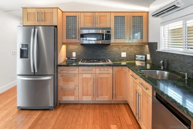 123 Jasper St 20, Encinitas, CA 92024
