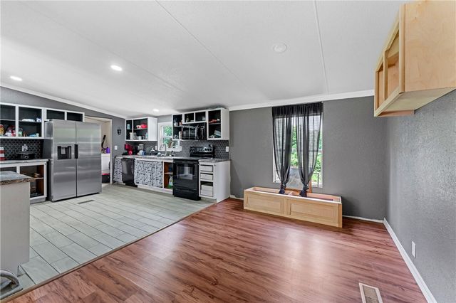 16148 Peach Circle, Fayetteville, AR 72704