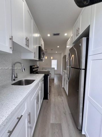 4783 NW Flagler Ter, Miami, FL 33126