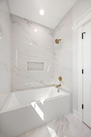 240 Berkley Hall Drive, Berea, KY 40403