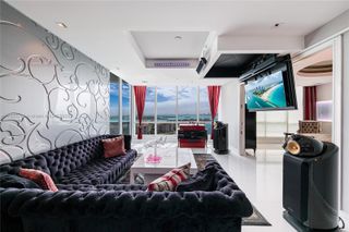 100 S Pointe Dr 3002, Miami Beach, FL 33139
