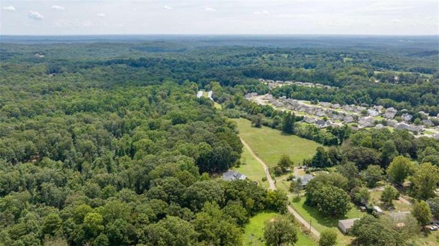 131 Caudell Drive, Lula, GA 30554