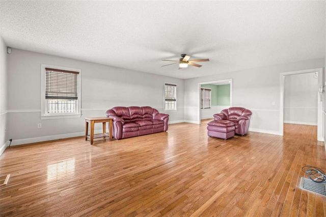 131 Caudell Drive, Lula, GA 30554