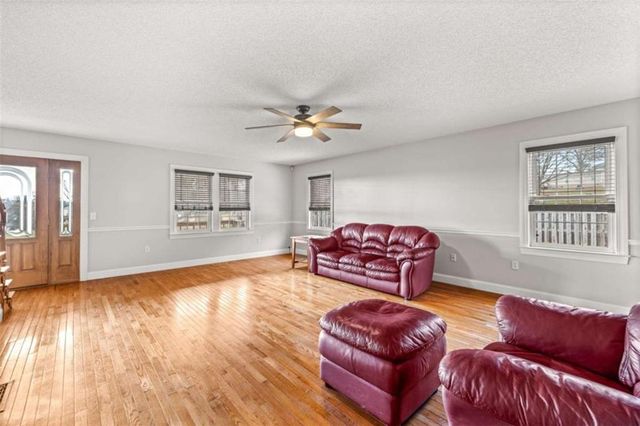 131 Caudell Drive, Lula, GA 30554