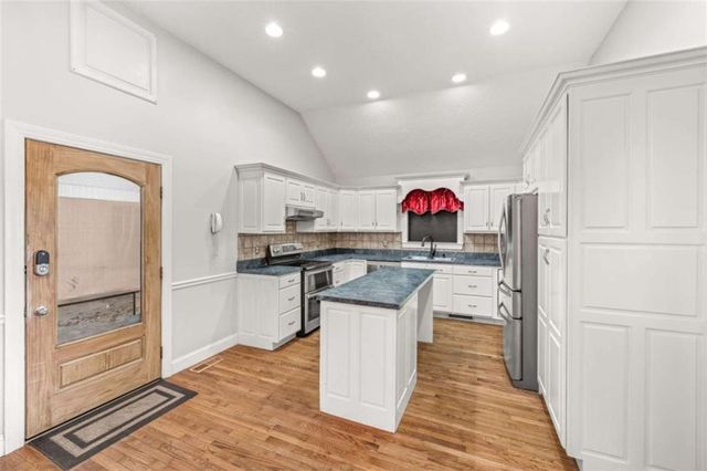 131 Caudell Drive, Lula, GA 30554