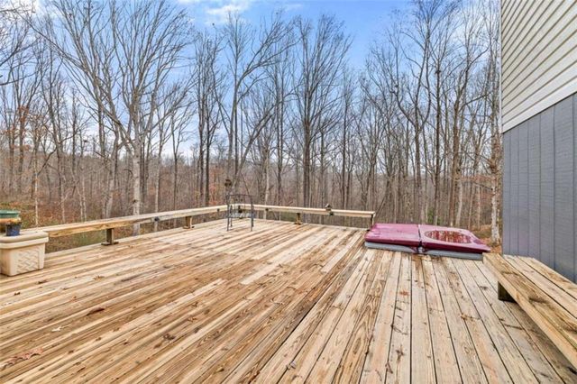 131 Caudell Drive, Lula, GA 30554