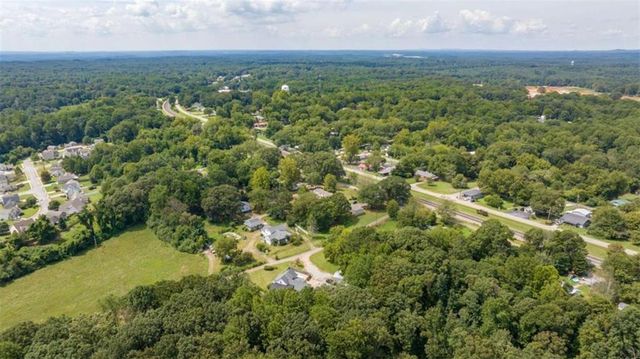 131 Caudell Drive, Lula, GA 30554