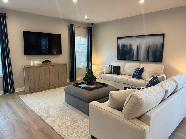 104 Cainwalker Drive, Huger, SC 29450