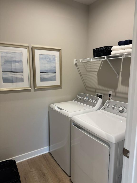 Image 20 of property listing at 104 Cainwalker Drive, Huger, SC 29450