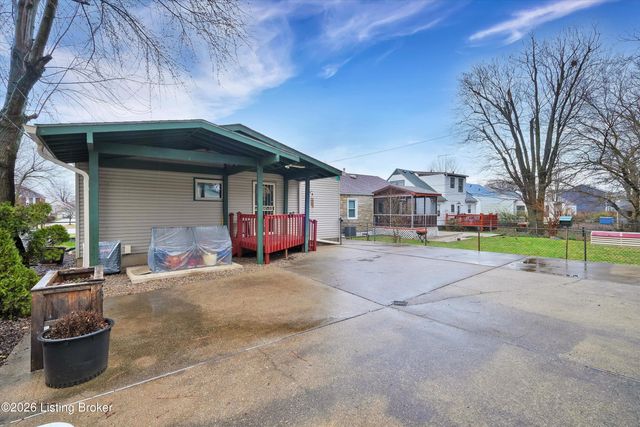 3534 Algonquin Pkwy, Louisville, KY 40211