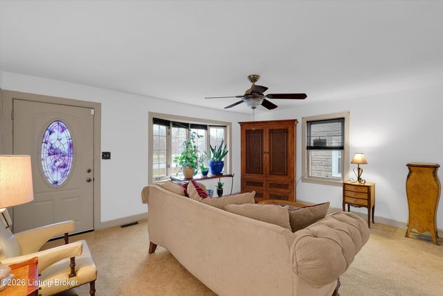 3534 Algonquin Pkwy, Louisville, KY 40211