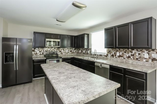 113 Aberdeen Drive, Troutman, NC 28166