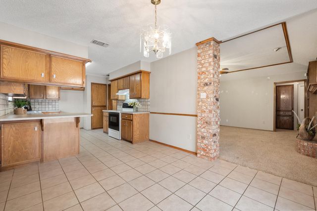 3502 103rd Street, Lubbock, TX 79423