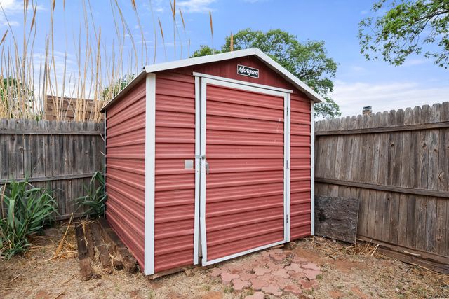 3502 103rd Street, Lubbock, TX 79423