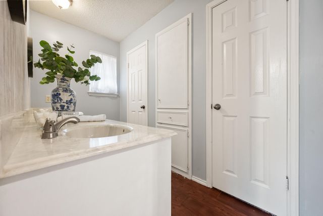 3502 103rd Street, Lubbock, TX 79423