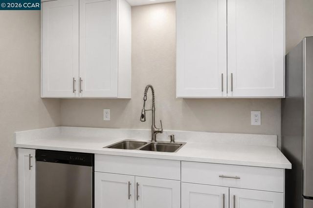 2031 Sierra Rd 5, Concord, CA 94518