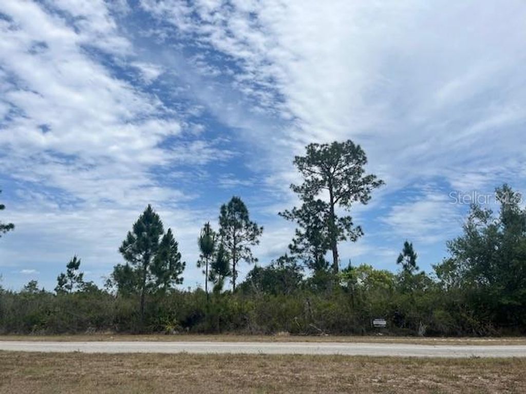 7571 DELAND AVENUE, Indian Lake Estates, FL 33855