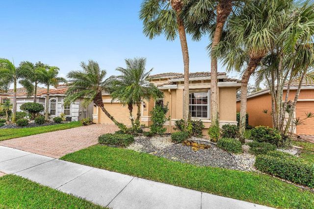 8688 Via Avellino, Lake Worth, FL 33467