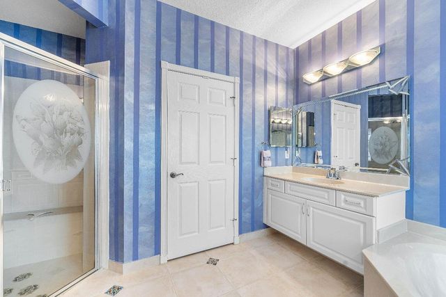 8688 Via Avellino, Lake Worth, FL 33467